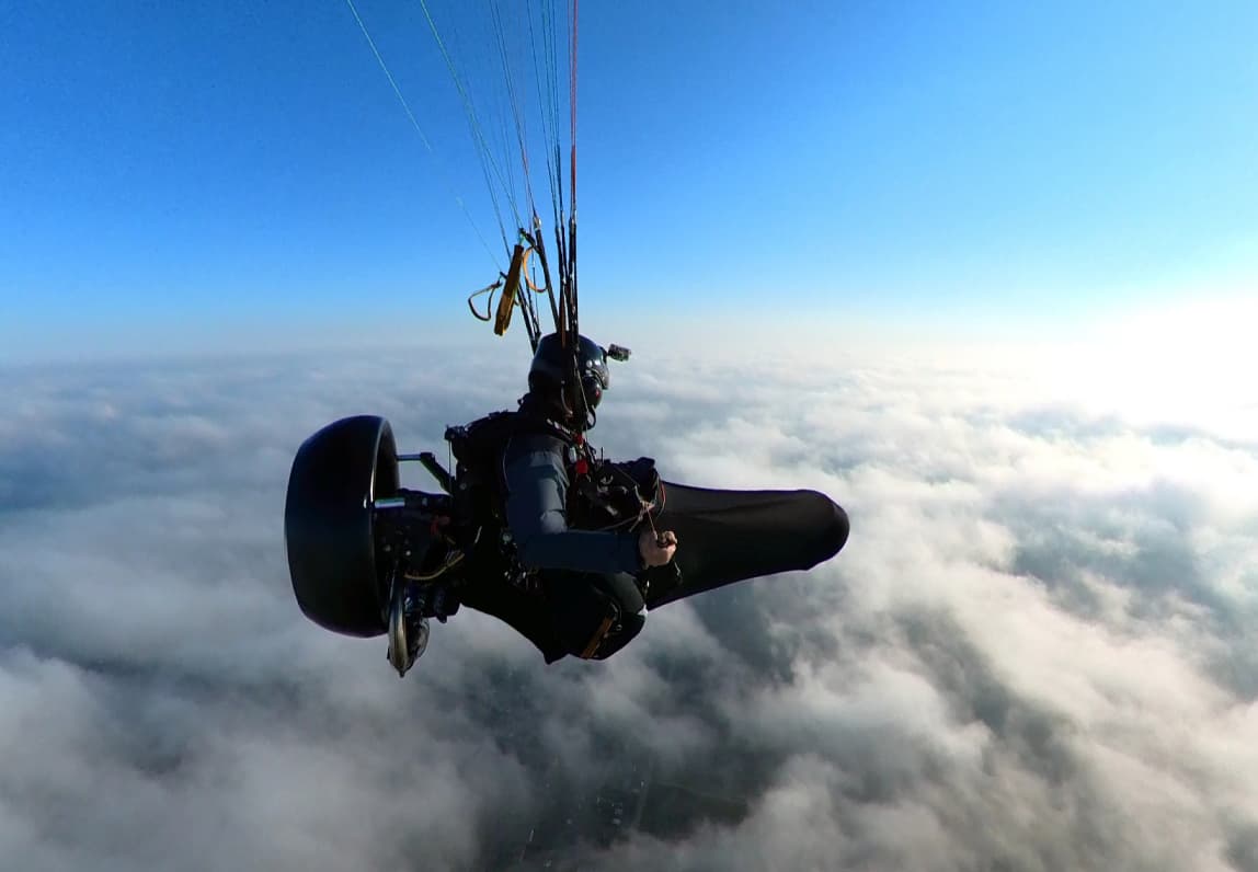 Fulcrum PowerPod paramotor pod harness with a duct fan for free