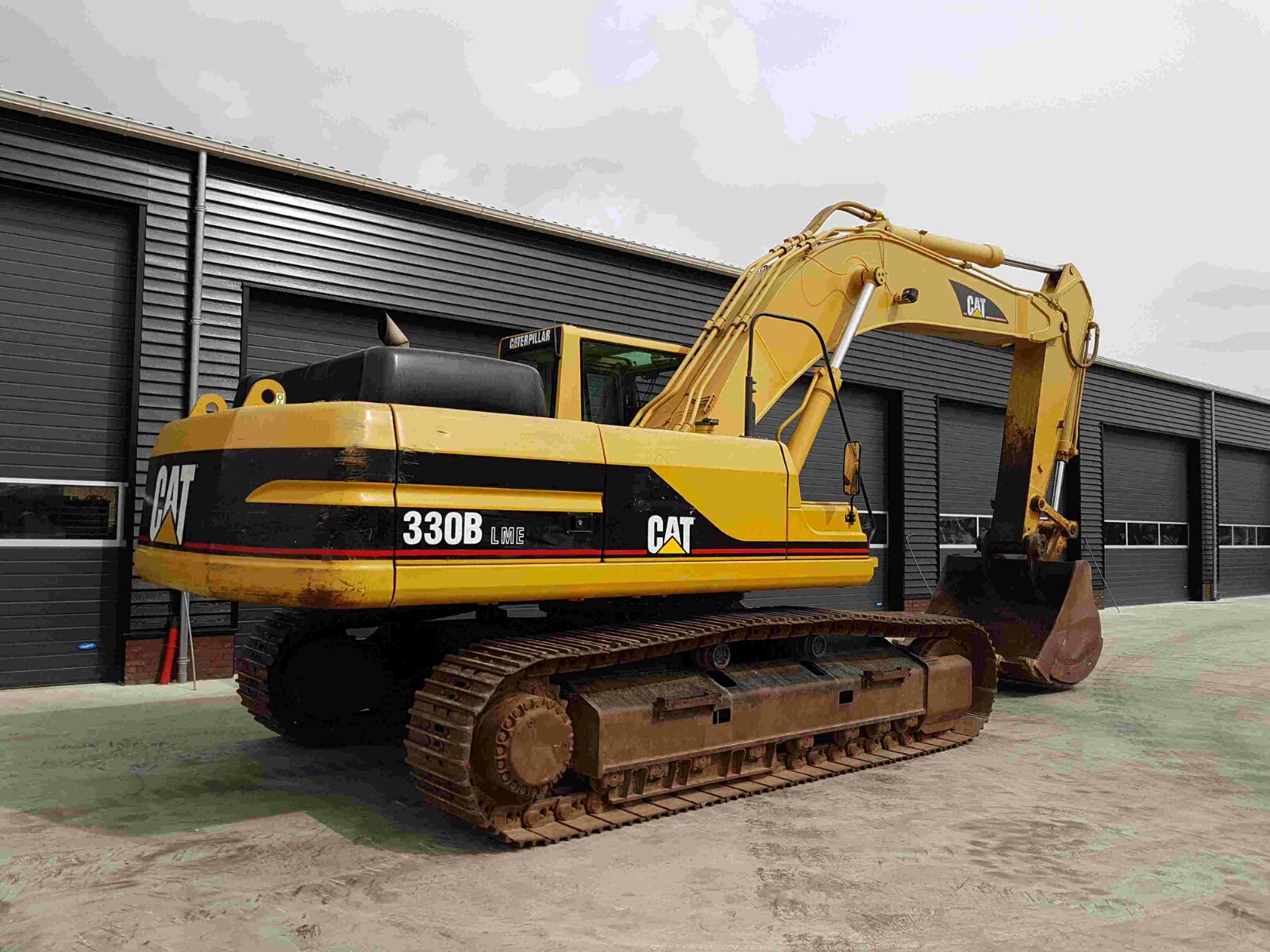 CAT 330 BL – Fulcrum Consults