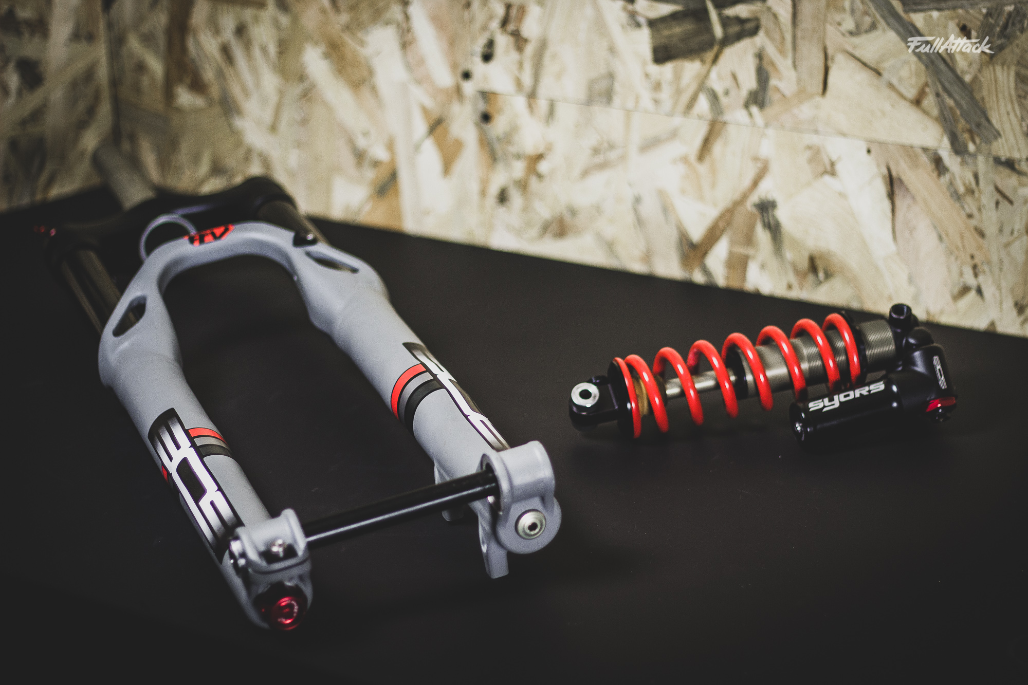 Fiche de test Suspensions BOS Syor & Deville II