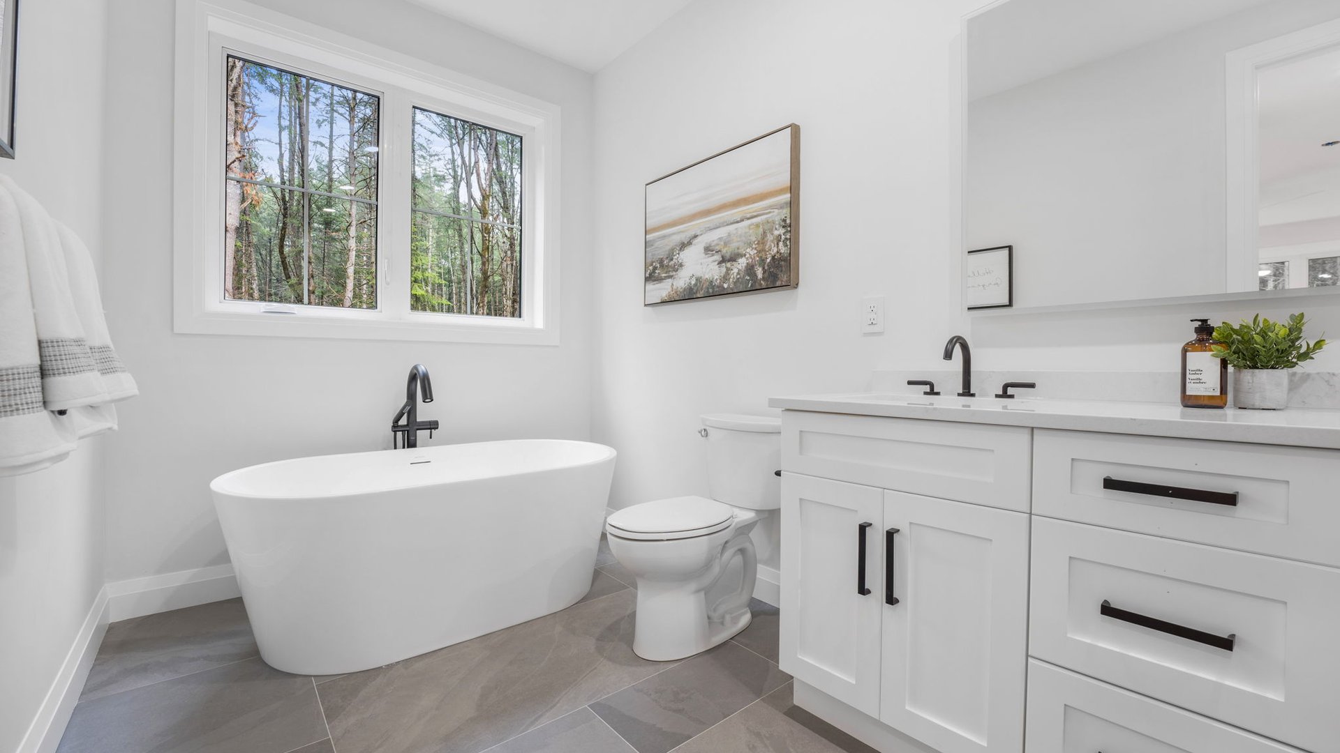 1055 DWIGHT BEACH ROAD Fuller Developments Farmhouses