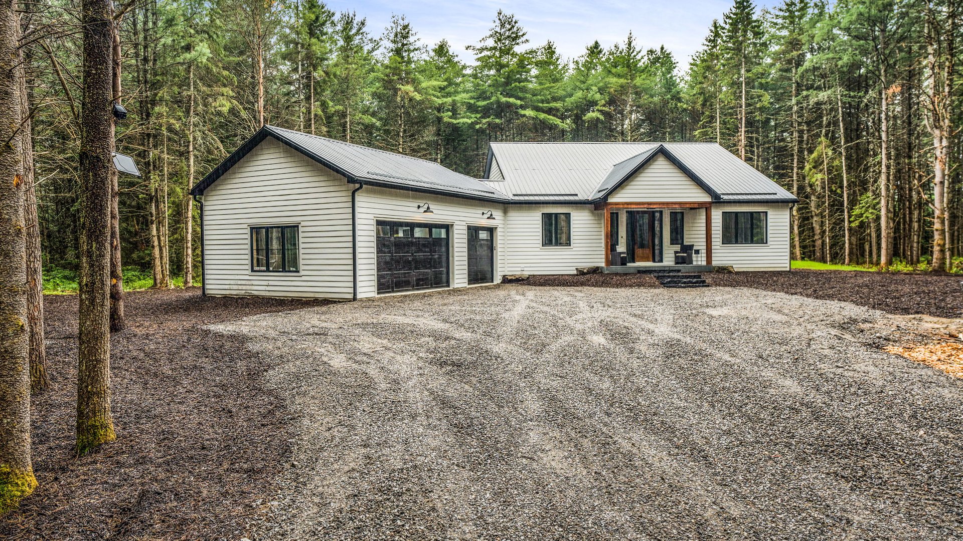 1055 DWIGHT BEACH ROAD Fuller Developments Farmhouses