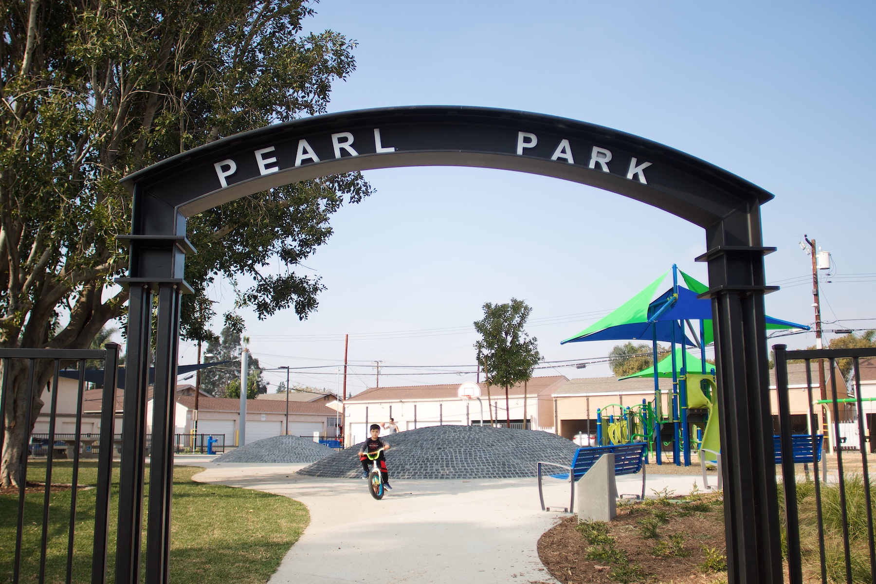 It became a park in 1974 with a pond as a prominent feature near the top. Pearl Park Opens after Long Journey Fullerton Observer