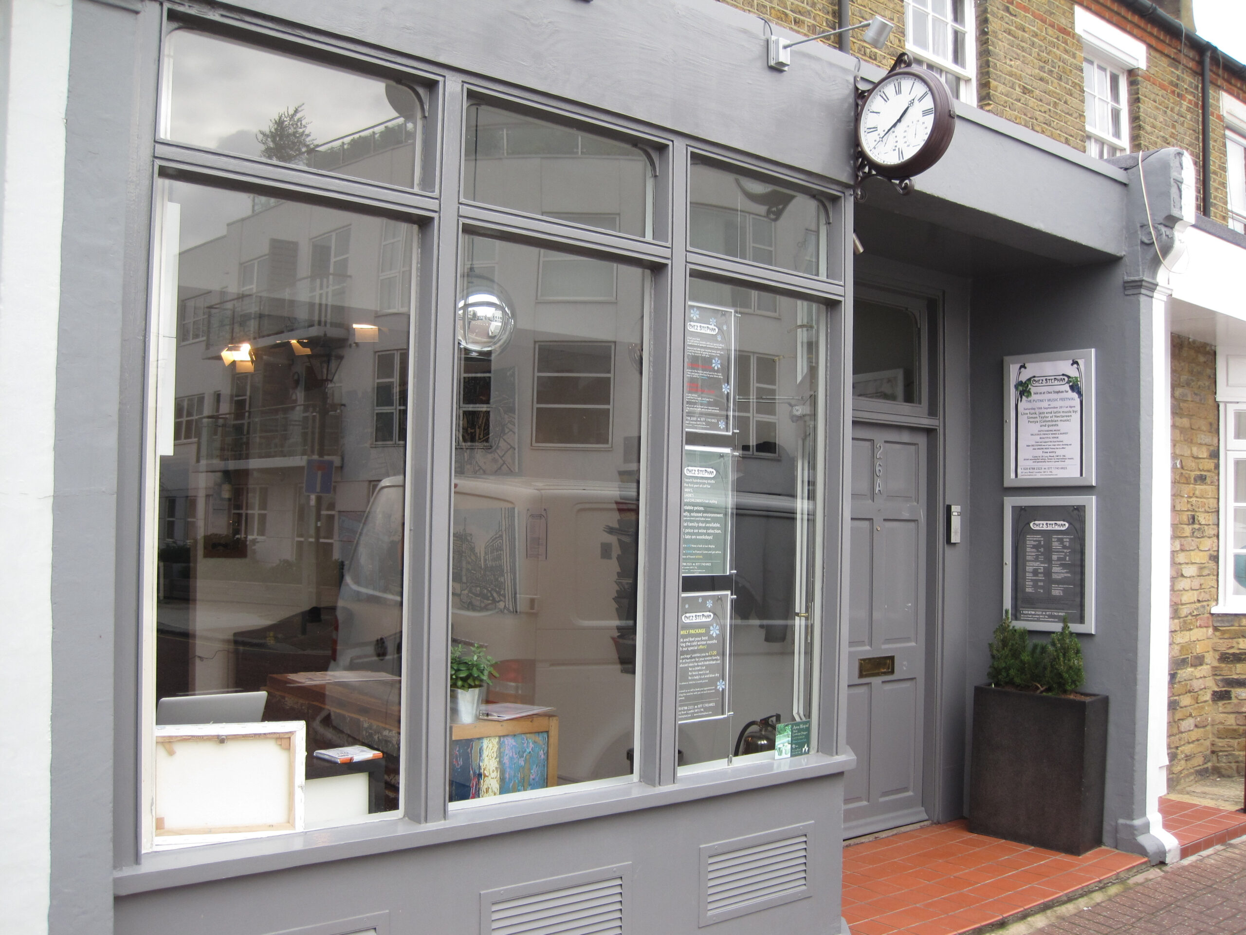 Salon Chez but Chez Stephan Hair Salon Art Gallery Wine Agent Merchant