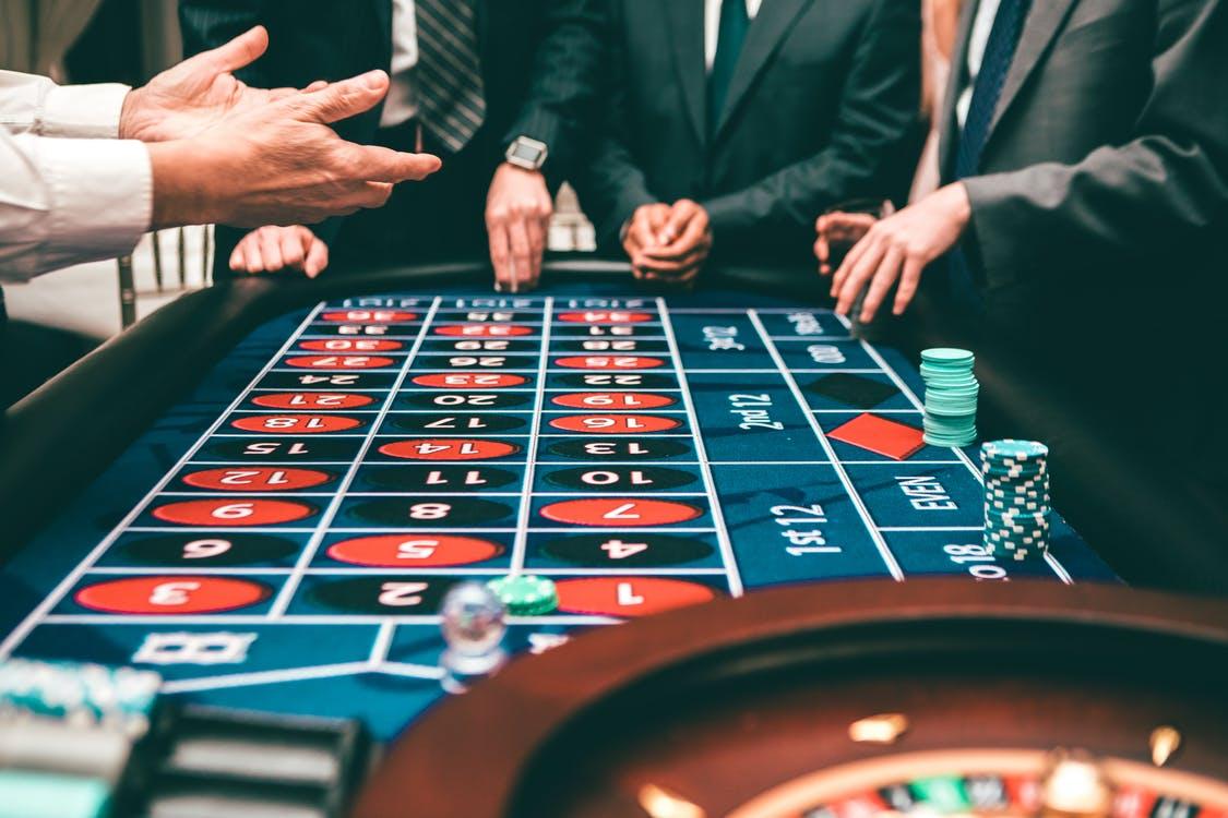 How to Use the Martingale System to Beat the Odds in Roulette Full
