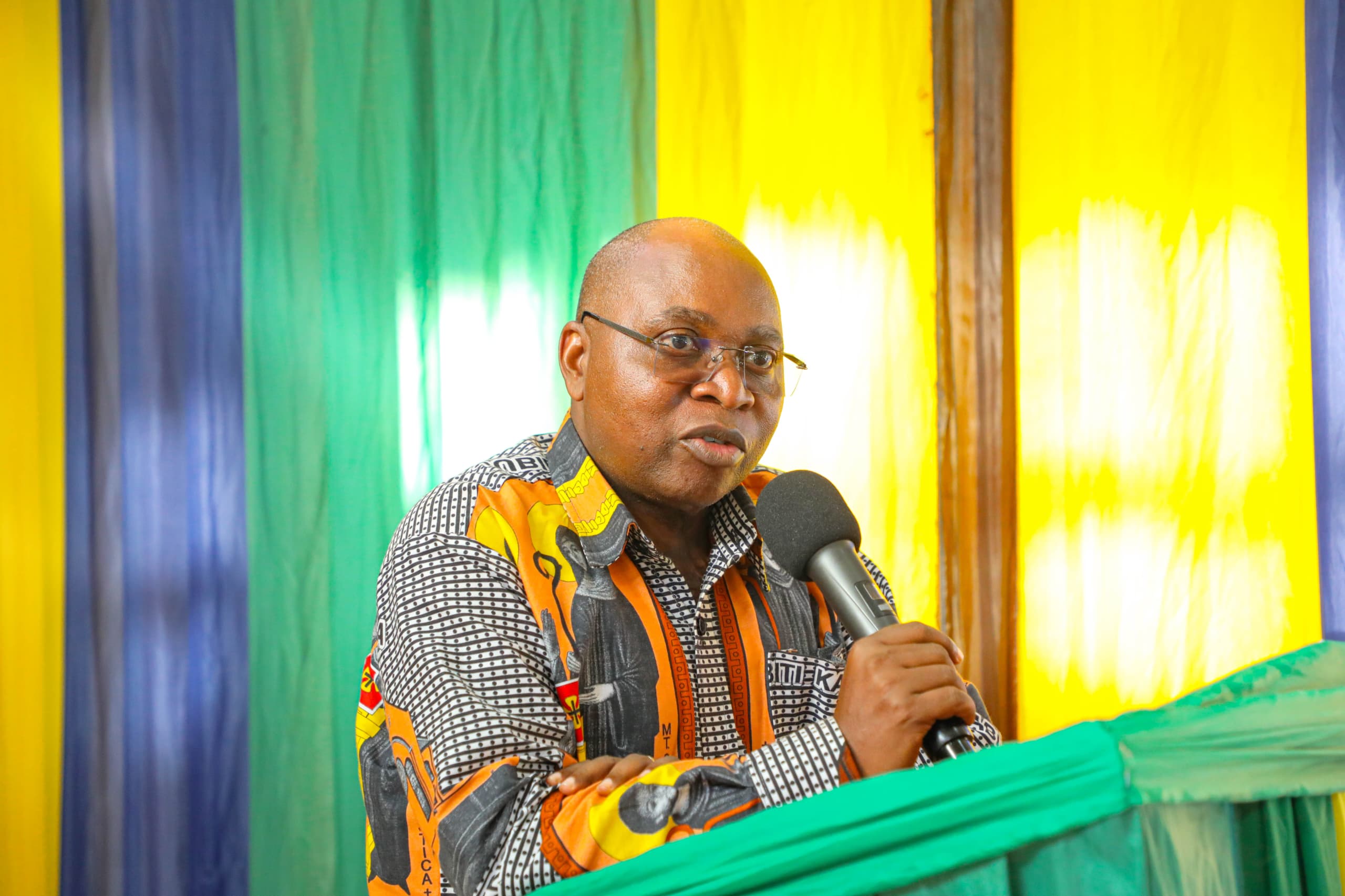 WASHEREHESHAJI WATAKIWA KUTUMIA KISWAHILI FASAHA Full Shangwe Blog