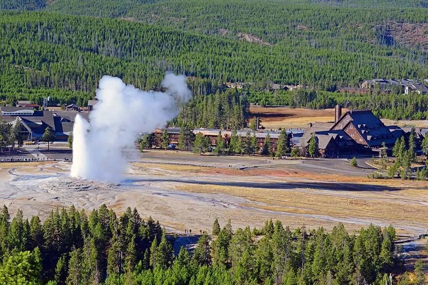 Best Places To Stay In & Near Yellowstone National Park: Complete Lodging Guide Best Places To Stay In & Near Yellowstone National Park: Complete Lodging Guide