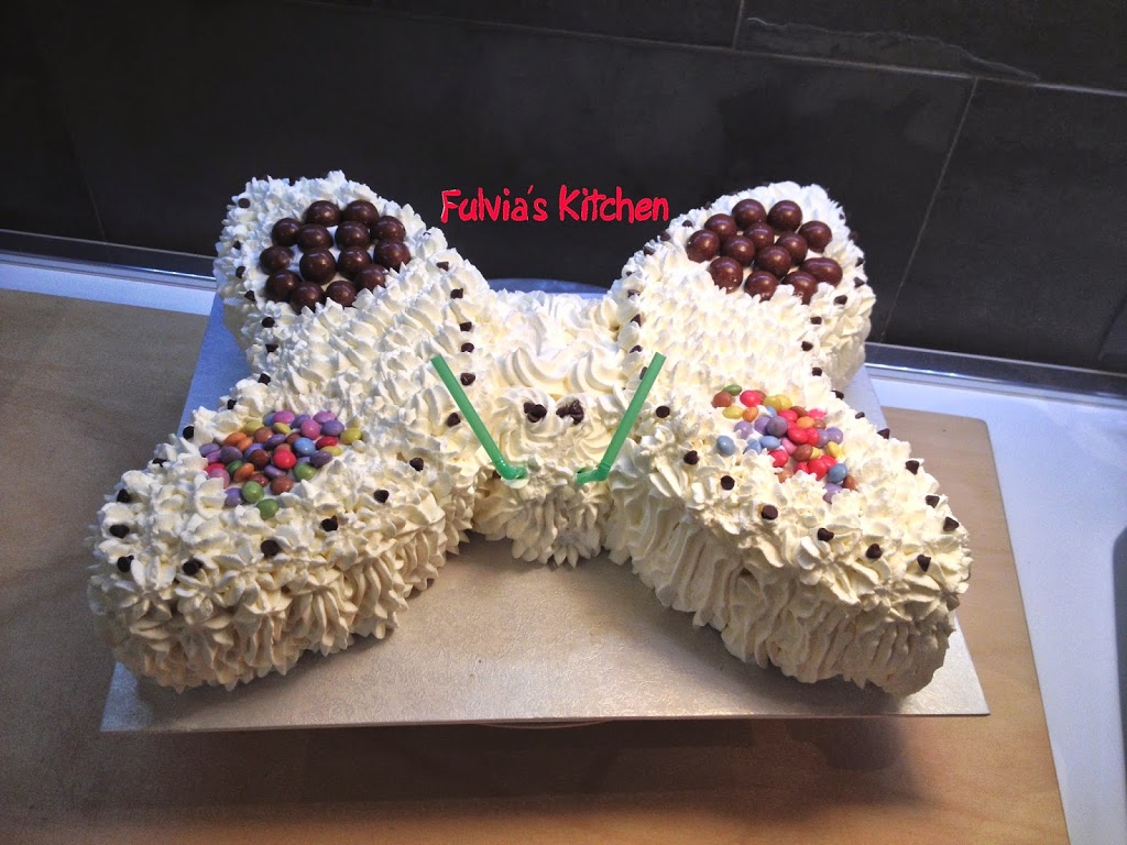 Torta A Forma Di Farfalla Con Panna / Torta Farfalla 2 3 5