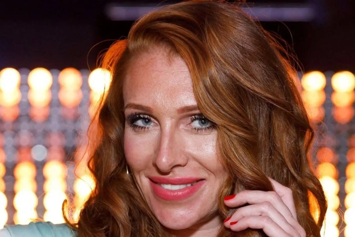 Georgina Fleur Alter, Karriere, Vermögen, Familie,Kinder, Biografie und Wiki.