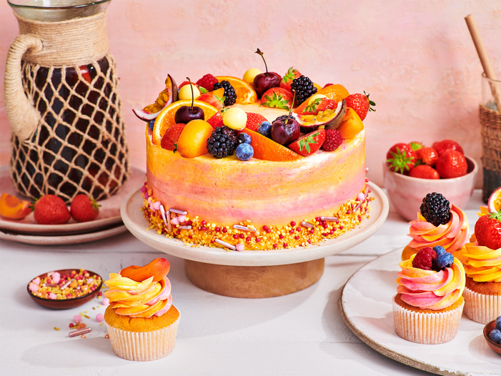 Sangria cake FunCakes