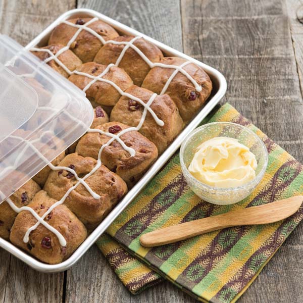Quarter Sheet Pan with Lid Function Junction