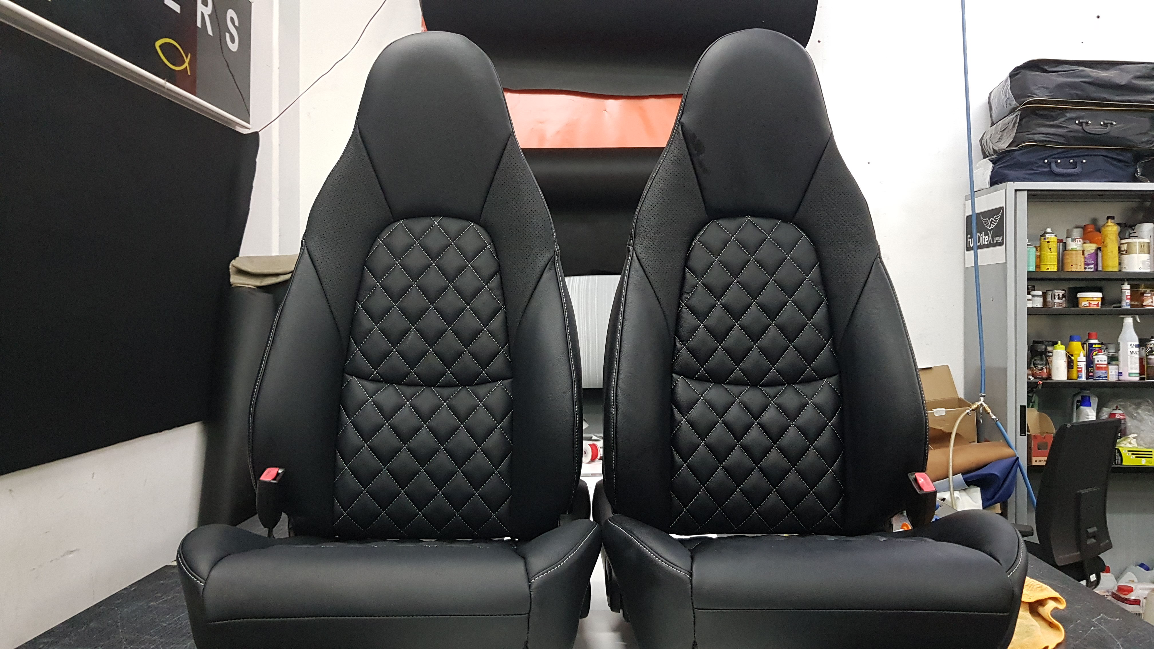 Tapizado de Coches Clásicos FUNDITEX TAPICERÍA BARCELONA