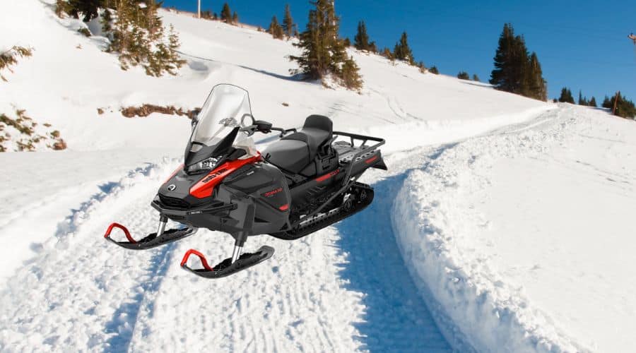 Best Snowmobile For Hunting And Trapping Fun In The Yard