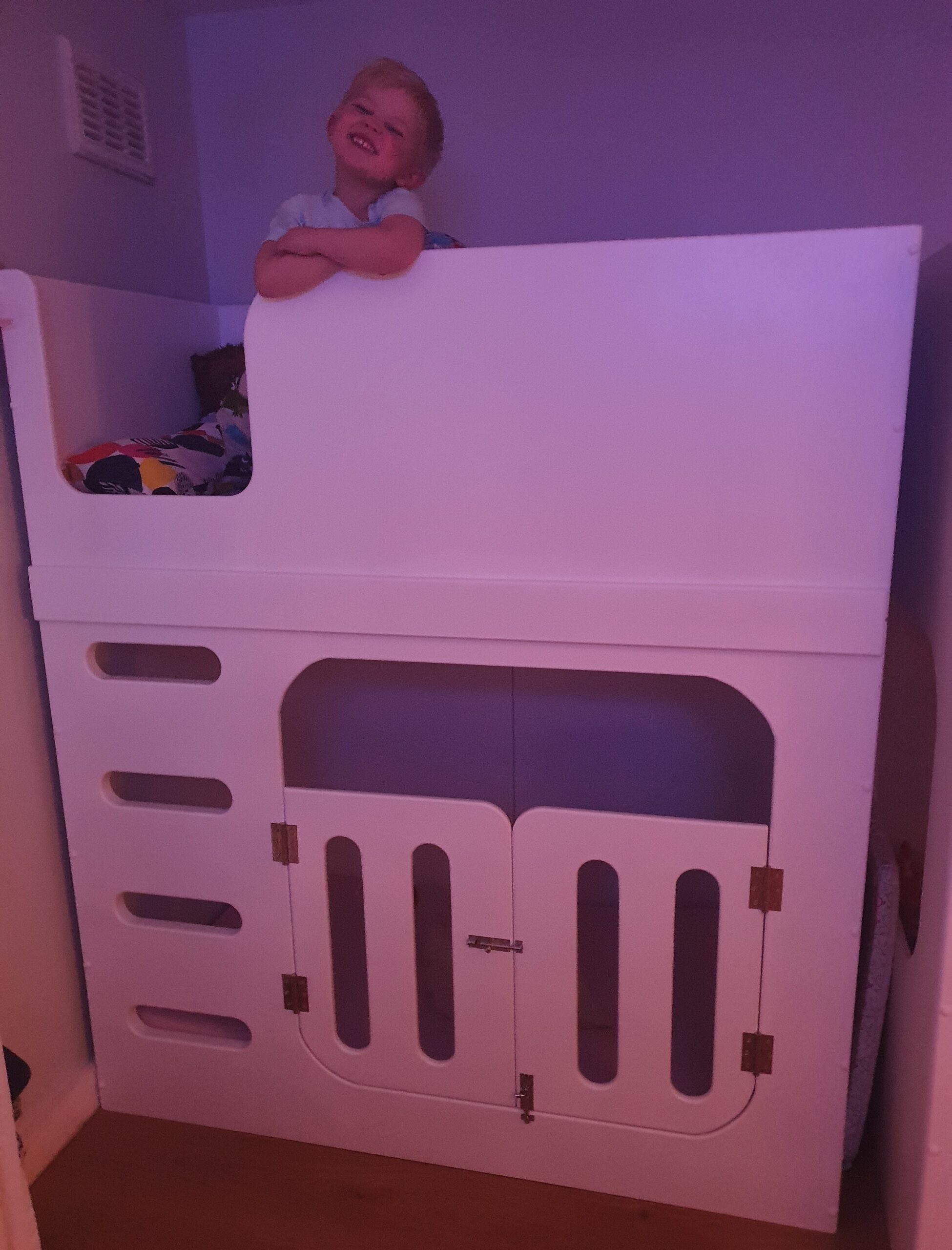 transitioning from cot to bed