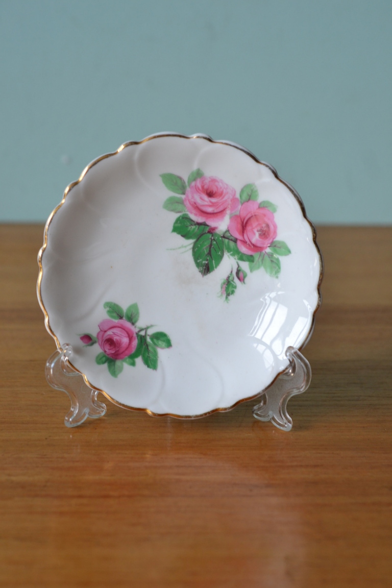 Vintage fine china saucer / plate Adderley Floral DPLW A8 Funky Flamingo