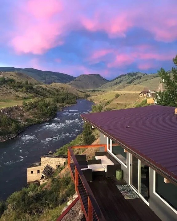 10 Incredible VRBO Rentals Near Yellowstone National Park