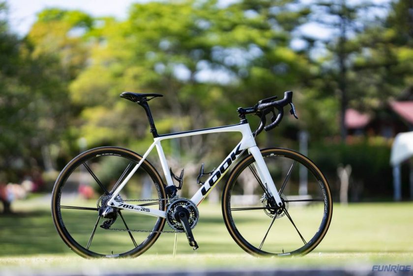 社員試乗会】Look 785 Huez Rs 試乗インプレ | 新宿でスポーツサイクル・用品をお探しなら Y's Road 新宿本館 Look】785ヒュエズRs ディスクインプレッション「威信をかけた自信作」【ファンライド】