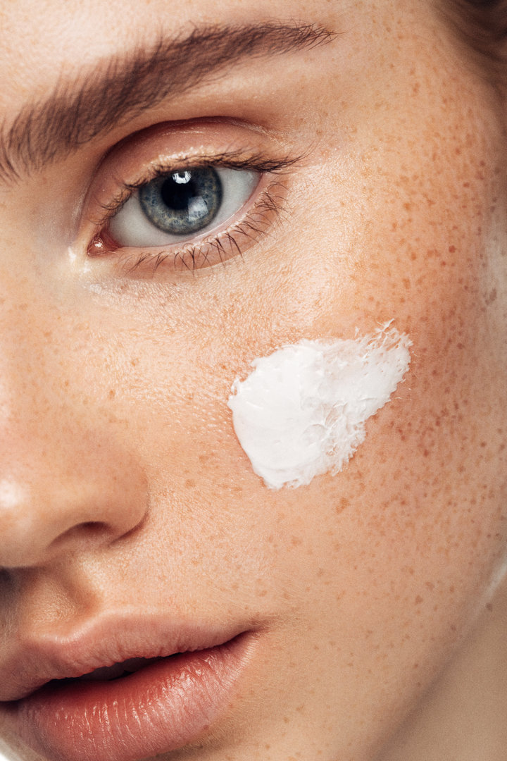 These Common Skin Care Ingredients Should Never Be Used At The Same