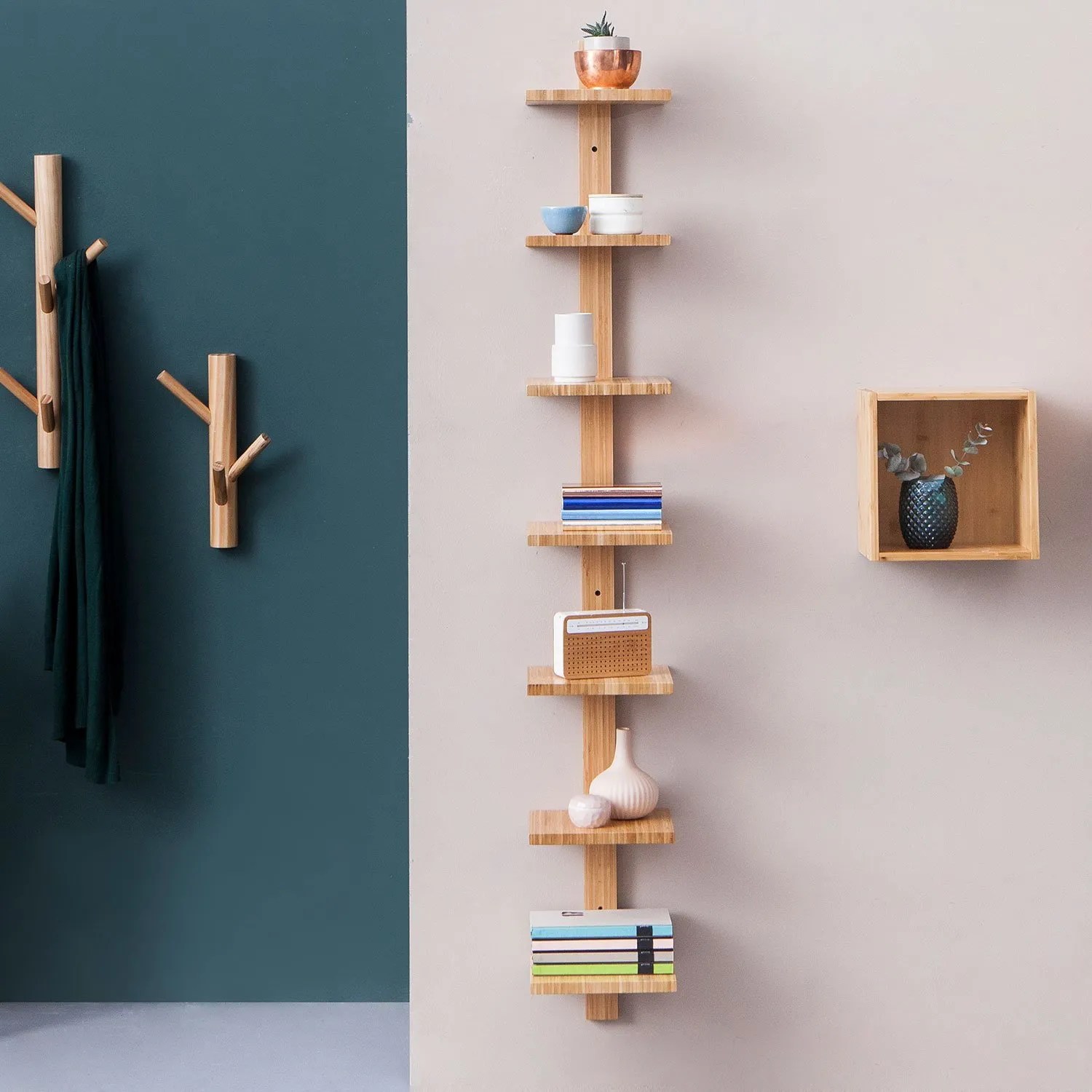 Wall rack L natural Furniteam