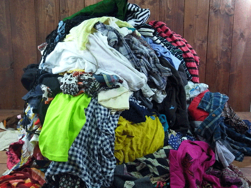 We export used clothes(second hand clothing)
