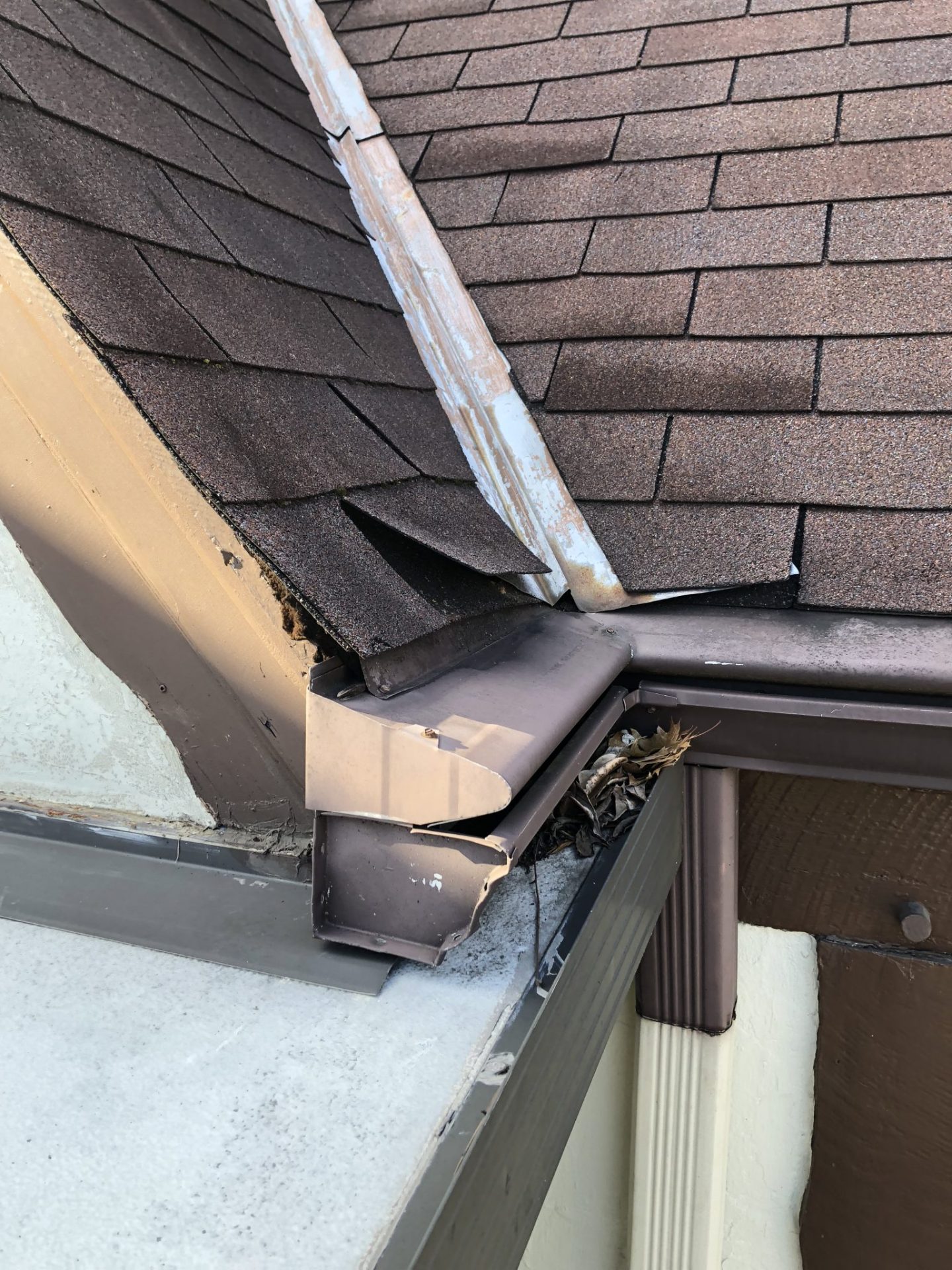 Replacing Shingles Fusion Roofing