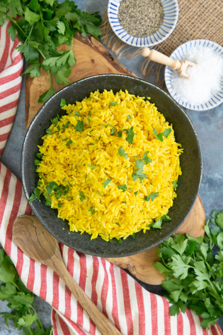 Easy Turmeric Rice Recipe (Golden Rice) Helen's Fuss Free Flavours