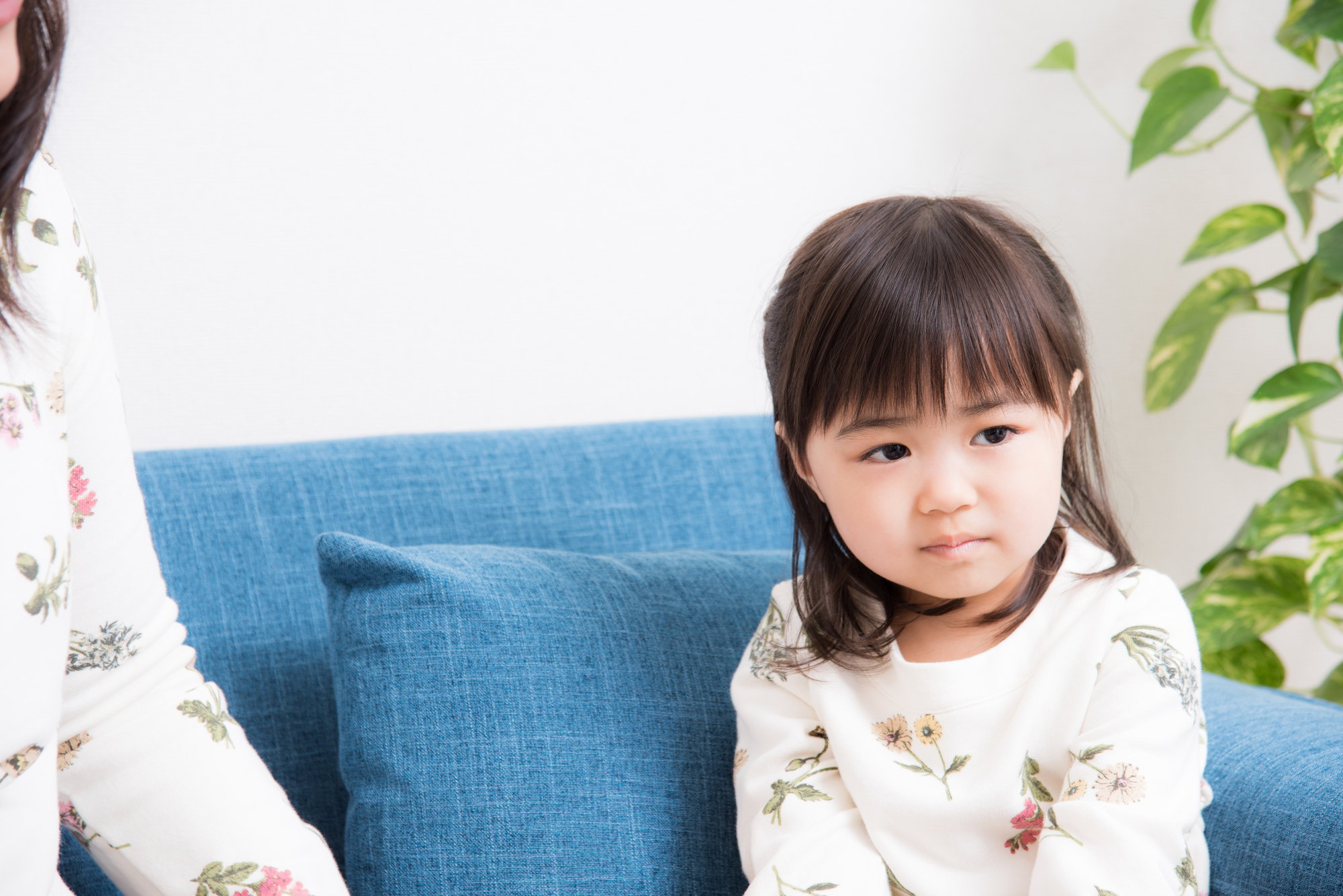 保育士ママが実践してる1歳児への叱り方 | スマイル育児 てぃ先生連載】子どもに伝わりやすい叱り方、褒め方 | 子どもの未来を考える子育てサイト「未来へいこーよ」