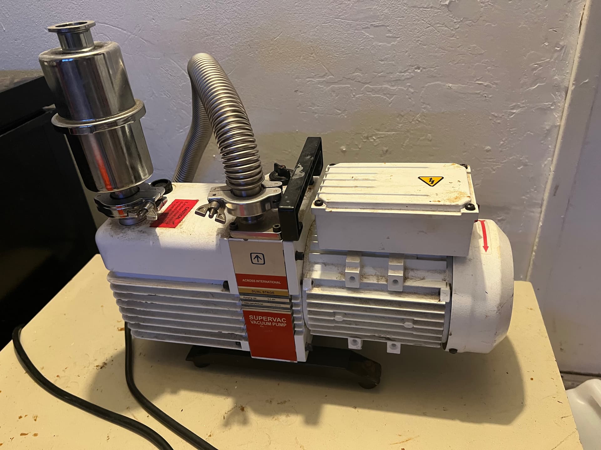 Across International Vacuum oven with pump Equipment For Sale