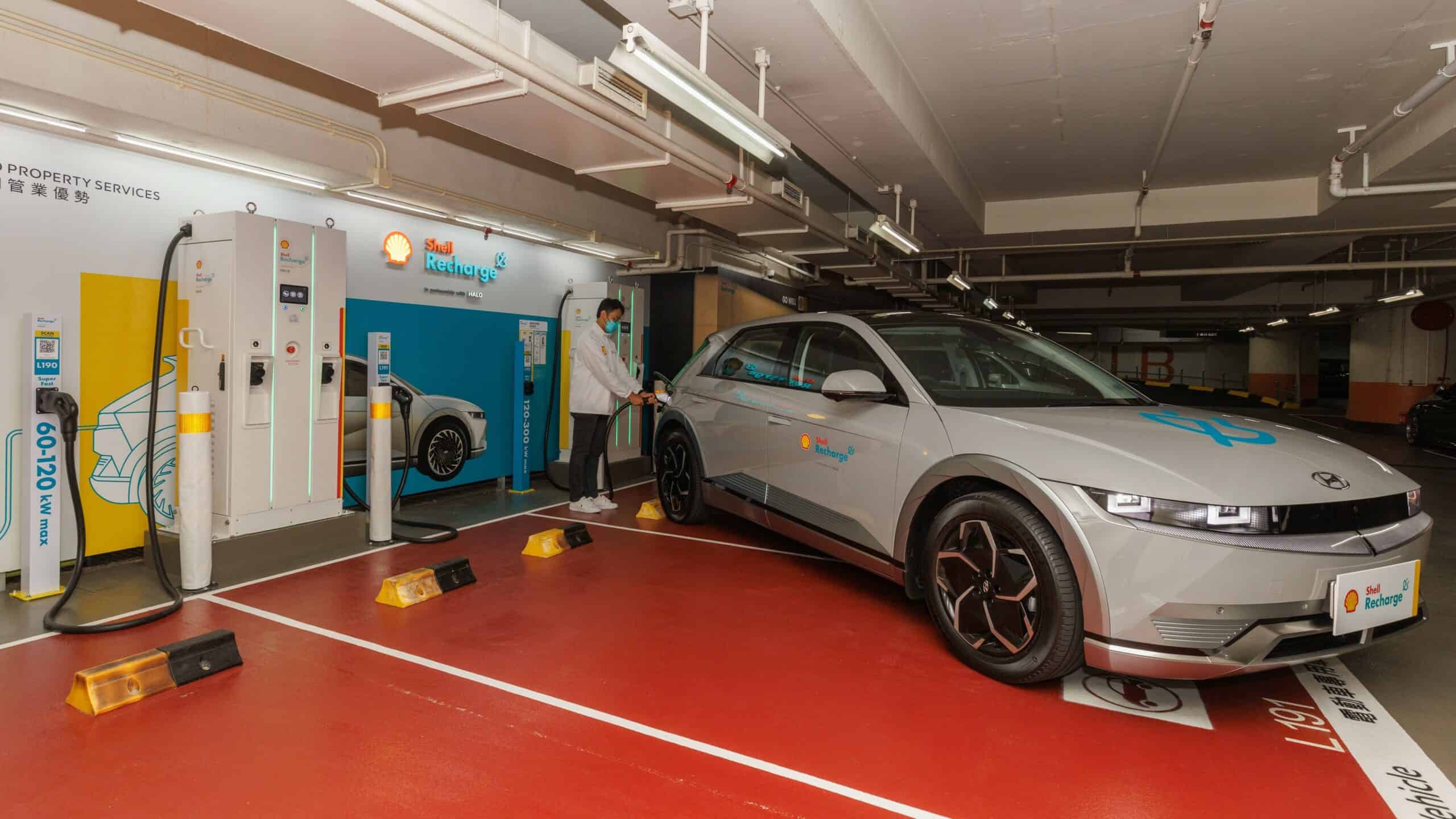 Hyundai EV Drivers Get Priority Use At 300 Shell Charging Points In