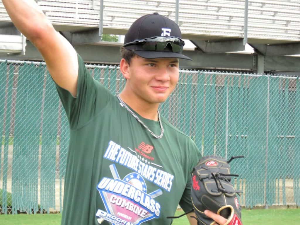 P15-UC- (15) - Future Stars Series