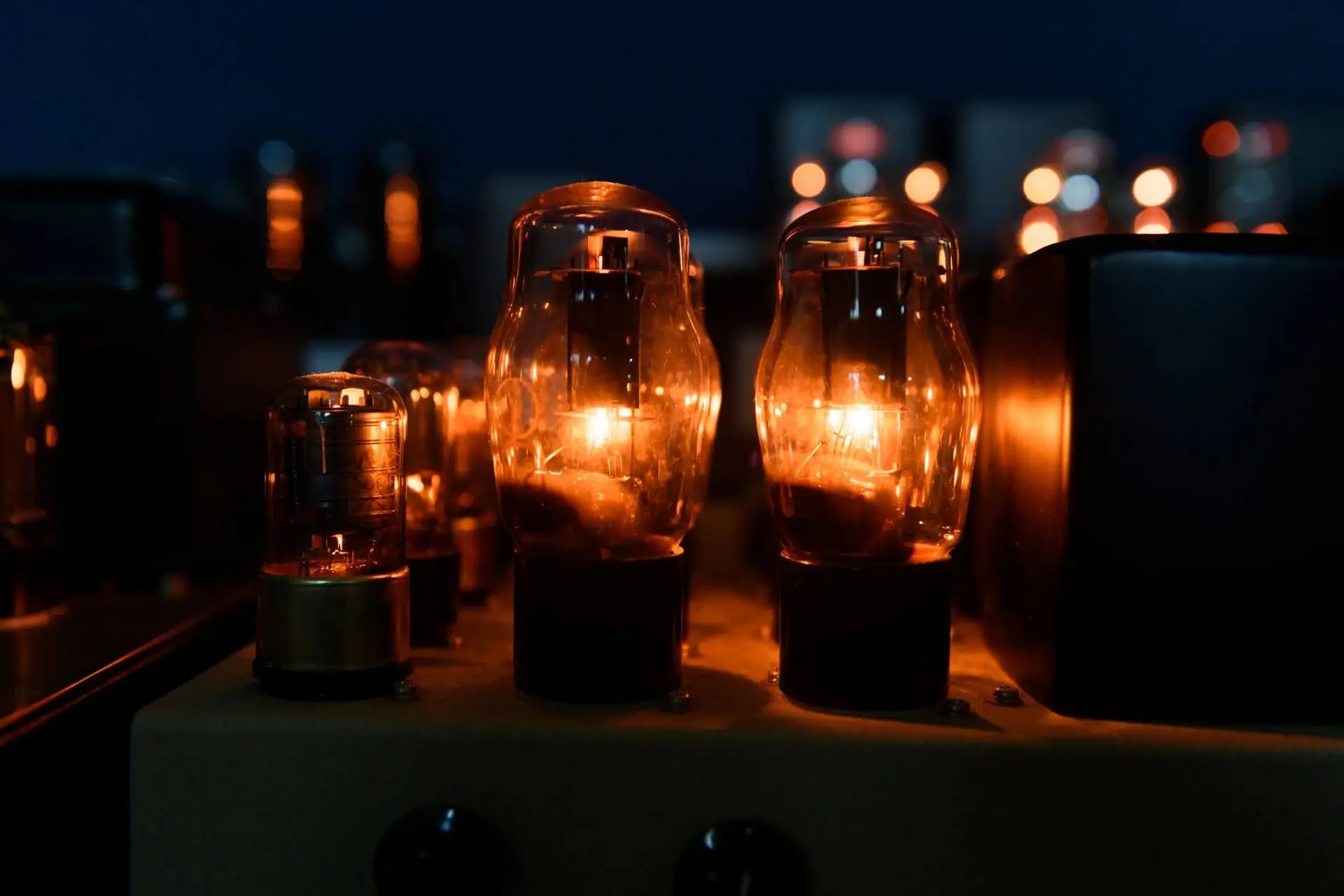 Are Vacuum Tubes Still Made? Fuzz Audio