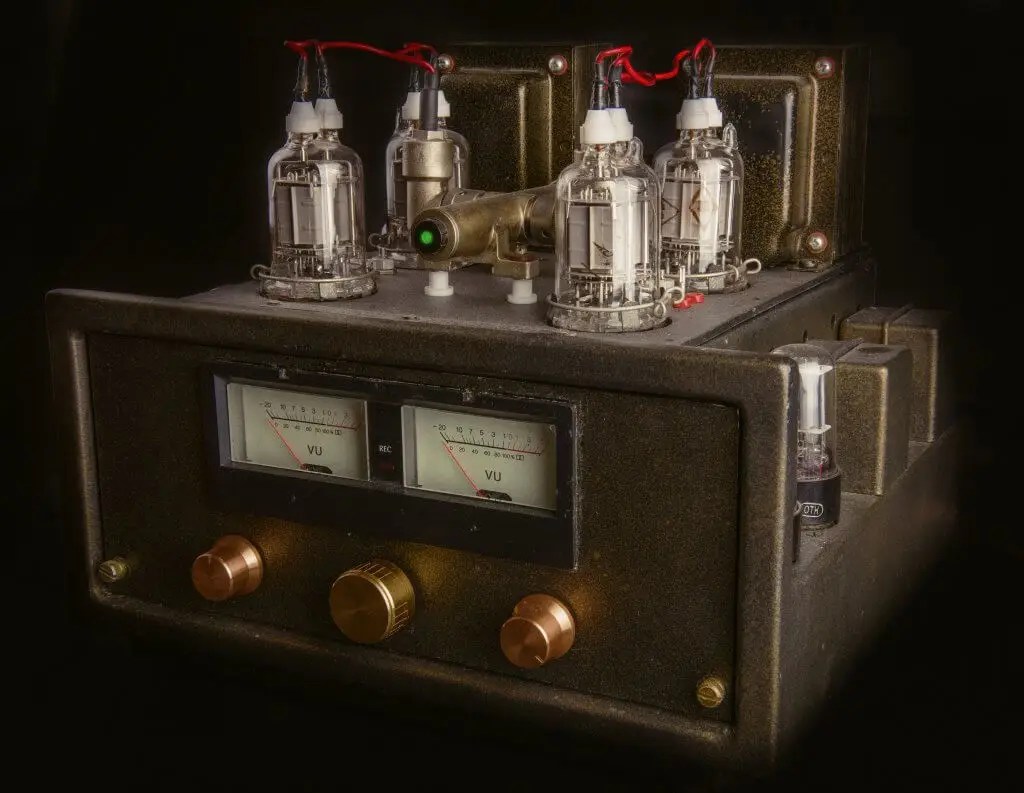 Preamp vs. Power Amp Tubes, What’s the Diff?