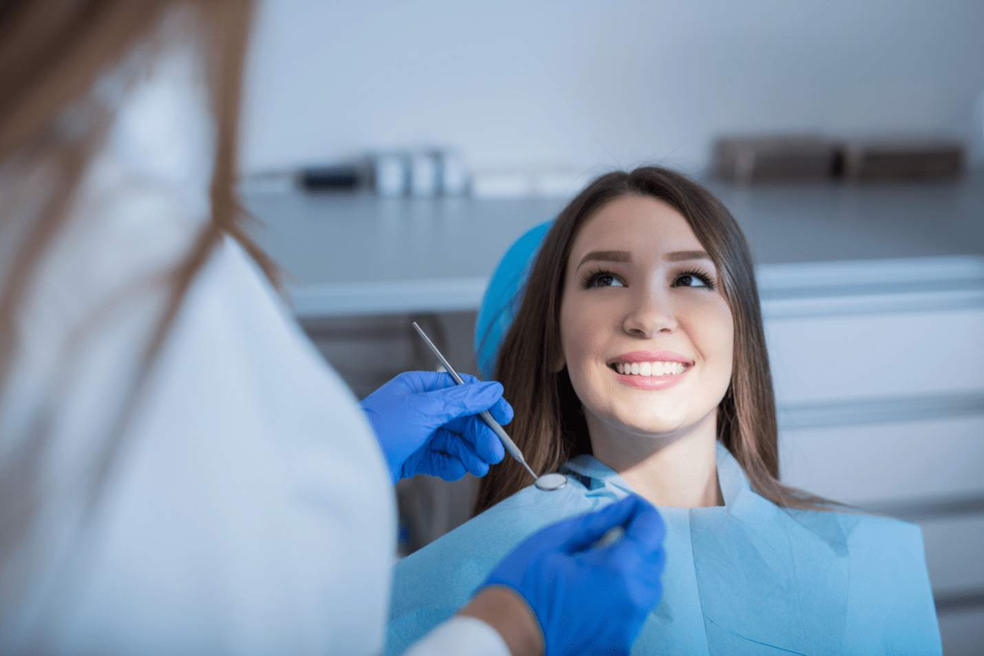 Just found out you are pregnant? 5 reasons to visit a dental hygienist