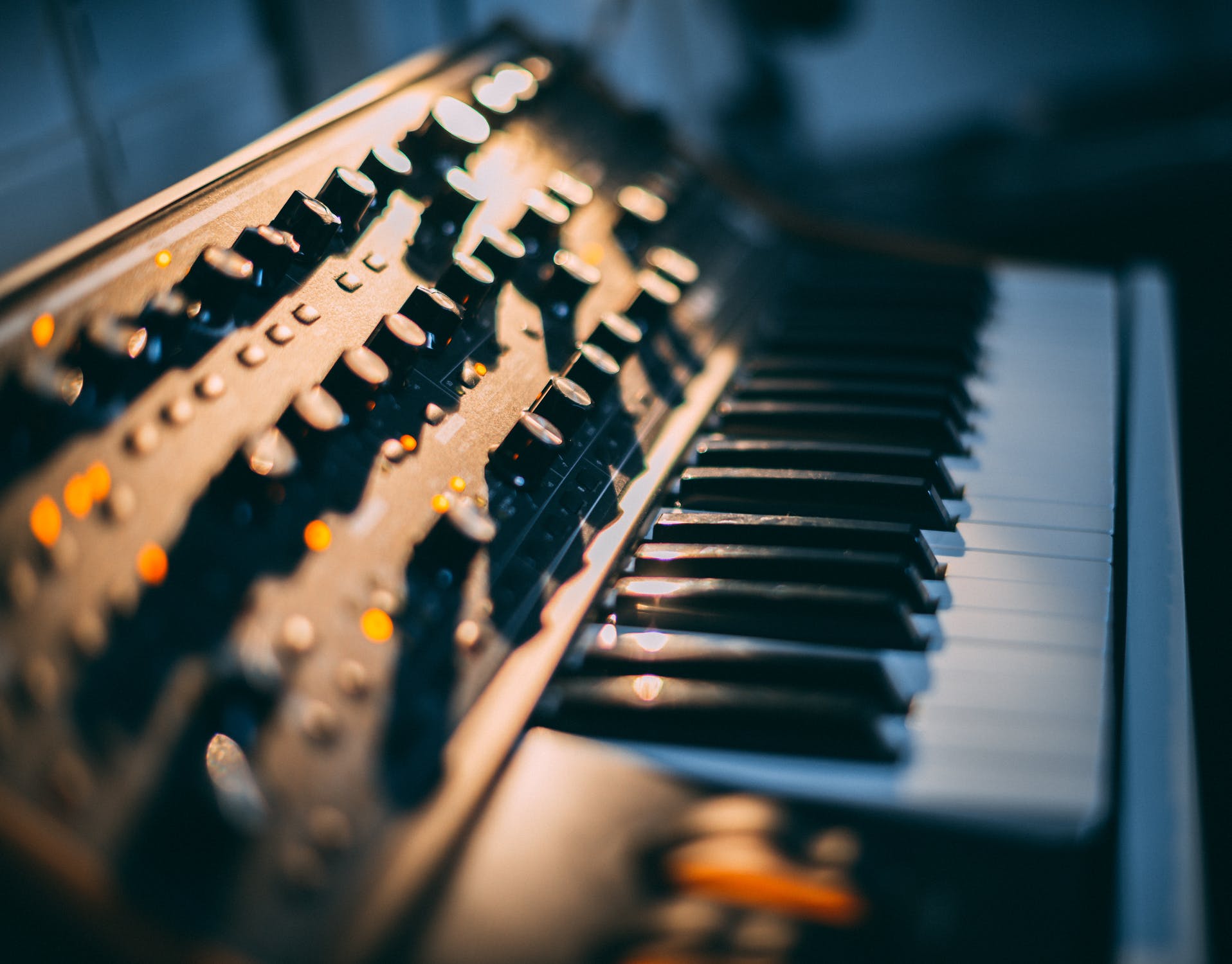 Best Keyboard For Music Production (2021) FVMusicBlog