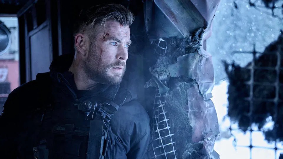 Chris Hemsworth in &ldquo;Extraction 2&rdquo;