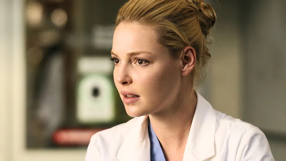Heigl in a still from Grey’s Anatomy