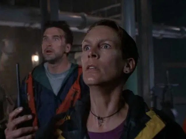 Jamie Lee Curtis in Virus