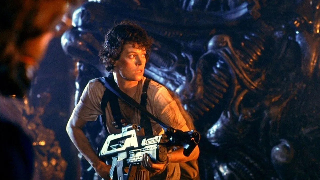 Neill Blomkamp&rsquo;s canceled Alien film was set after 1986&rsquo;s Aliens | Credits: 20th Century Fox