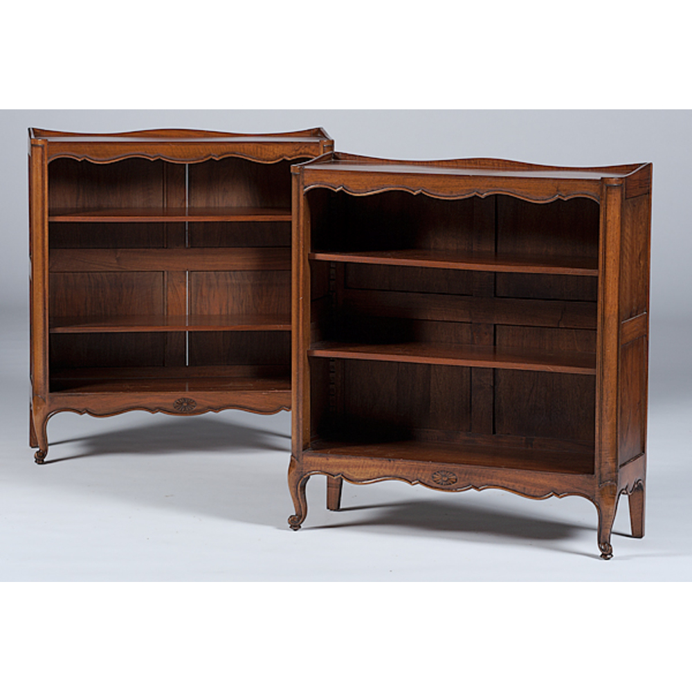 French Provincialstyle Bookcases Cowan's Auction House The Midwest