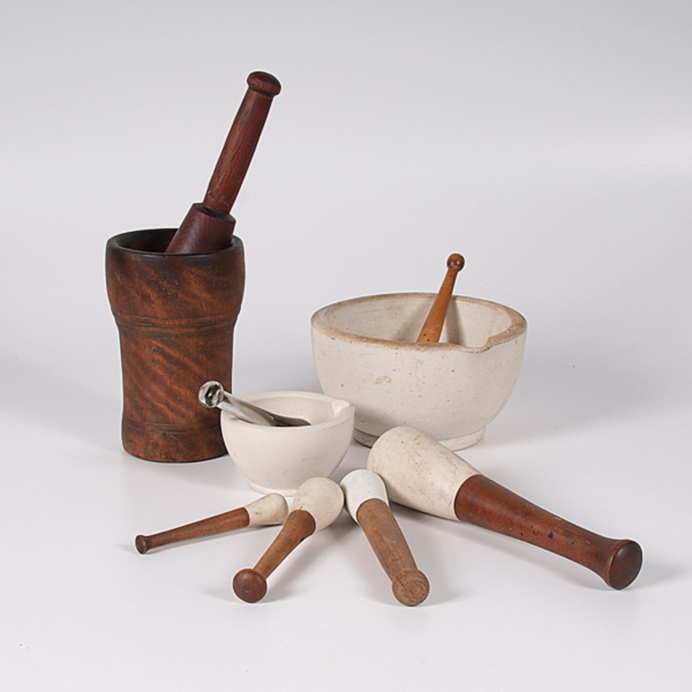 Mortars and Pestles Cowan's Auction House The Midwest's Most Trusted