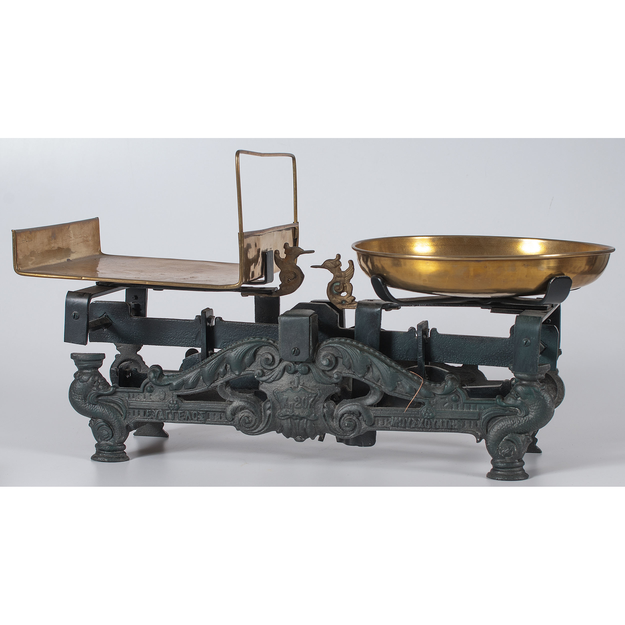 Russian Iron Scale with Weights Cowan's Auction House The Midwest's