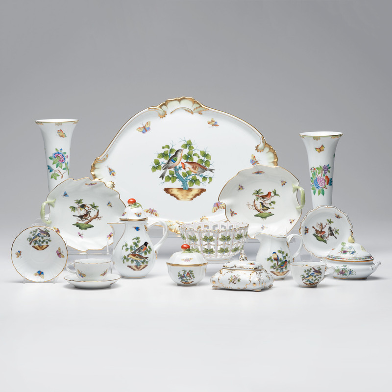Herend Porcelain Tablewares, Including Rothschild Bird auctions
