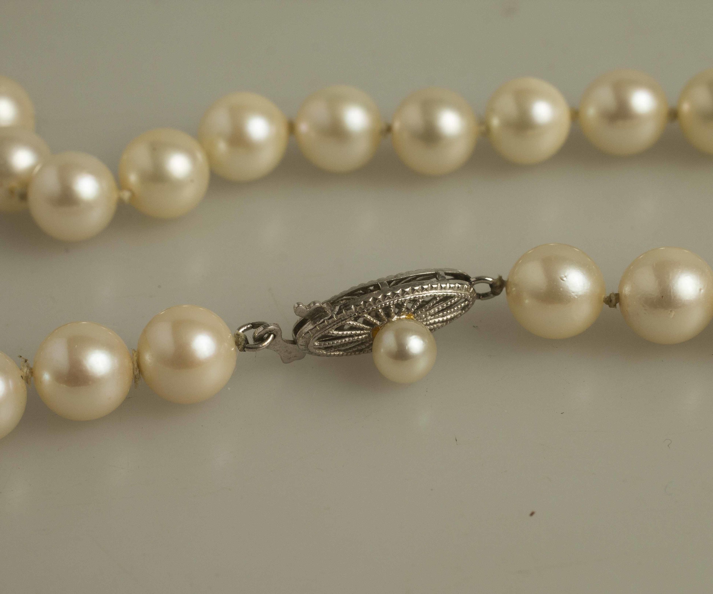 Salt Water Pearl 14k Necklace Witherell's Auction House