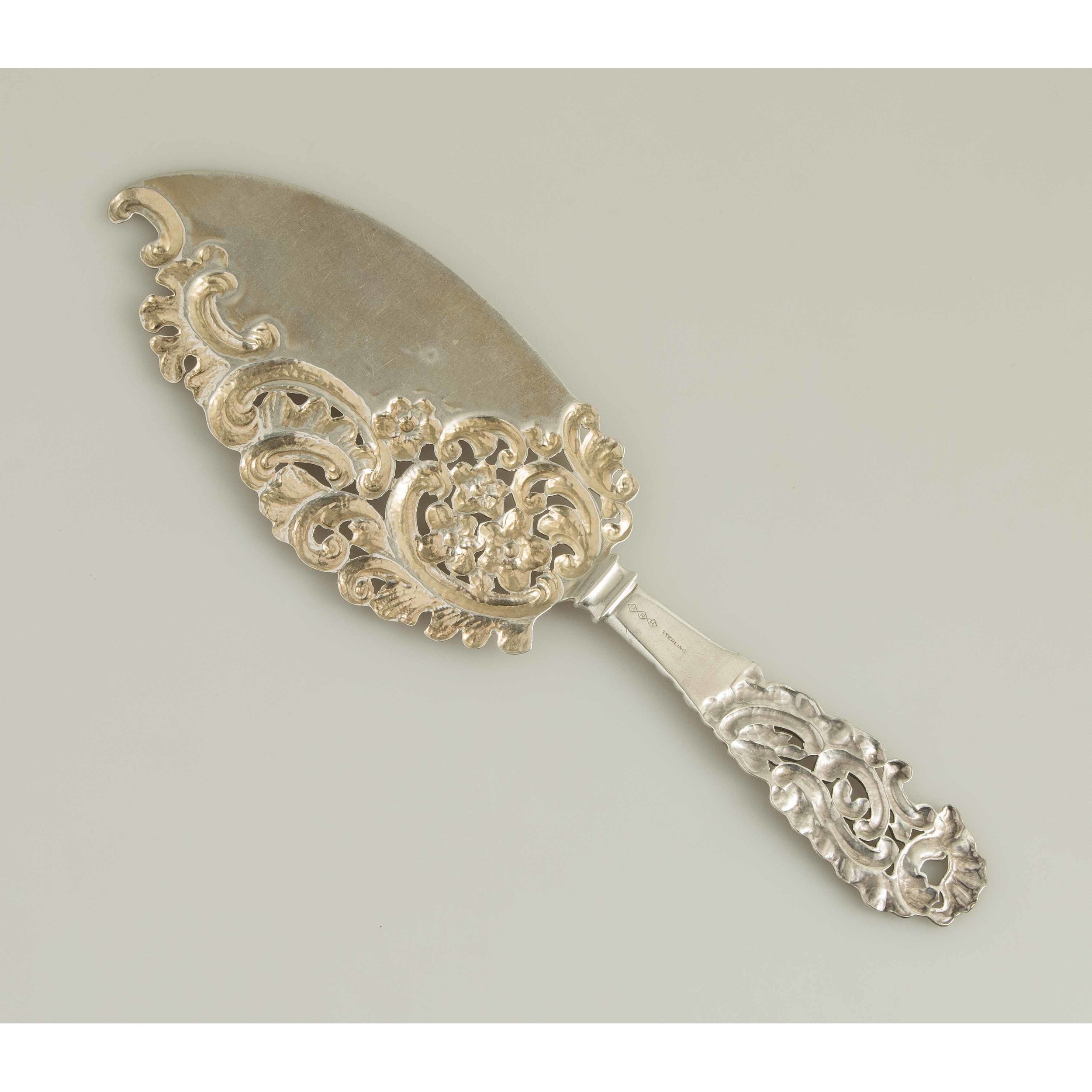 Sterling Silver Ice Cream Slice, 4.1 ozt Witherell's Auction House