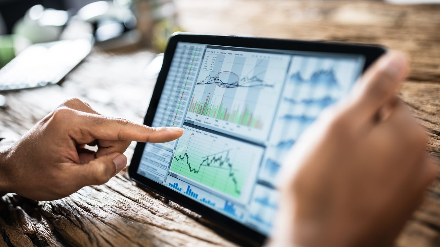 Best Insurance Stocks for 2021! Admirals