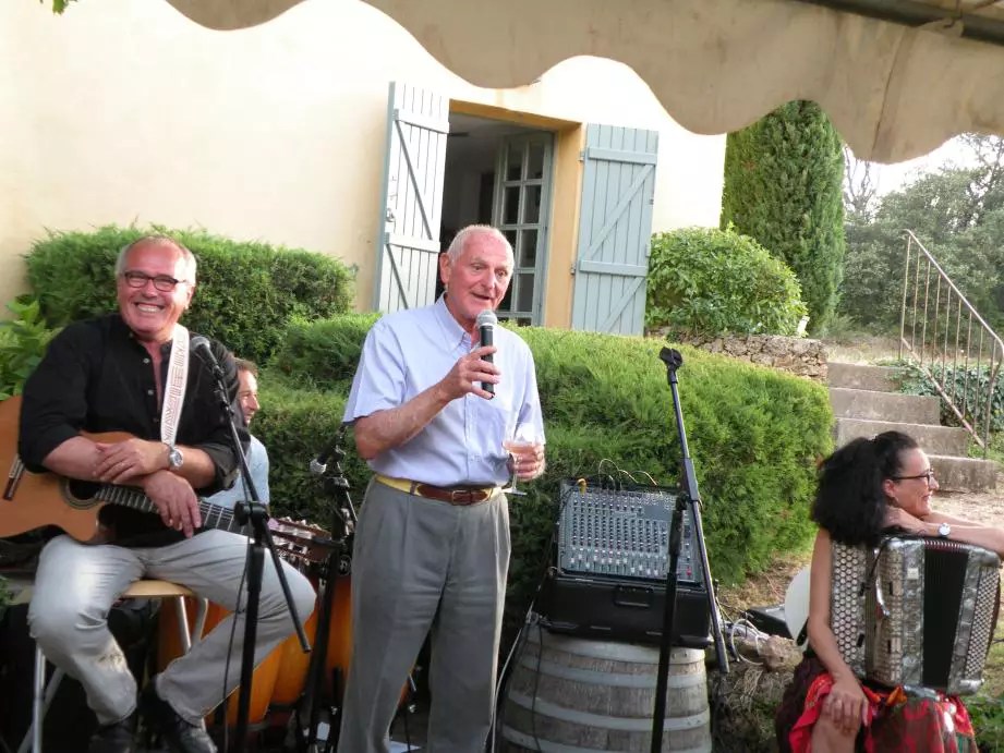 GardenParty dans les vignes à SaintAntoninduVar VarMatin
