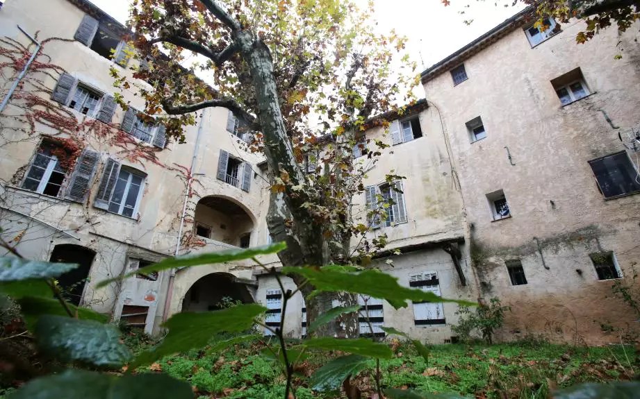PHOTOS & VIDÉO. Immersion dans l’ancienne école Jeanne d’Arc à