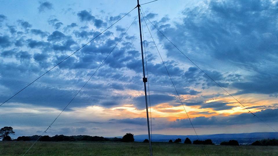 First ever HF inverted vee wire dipole for 20m G1YBB.uk
