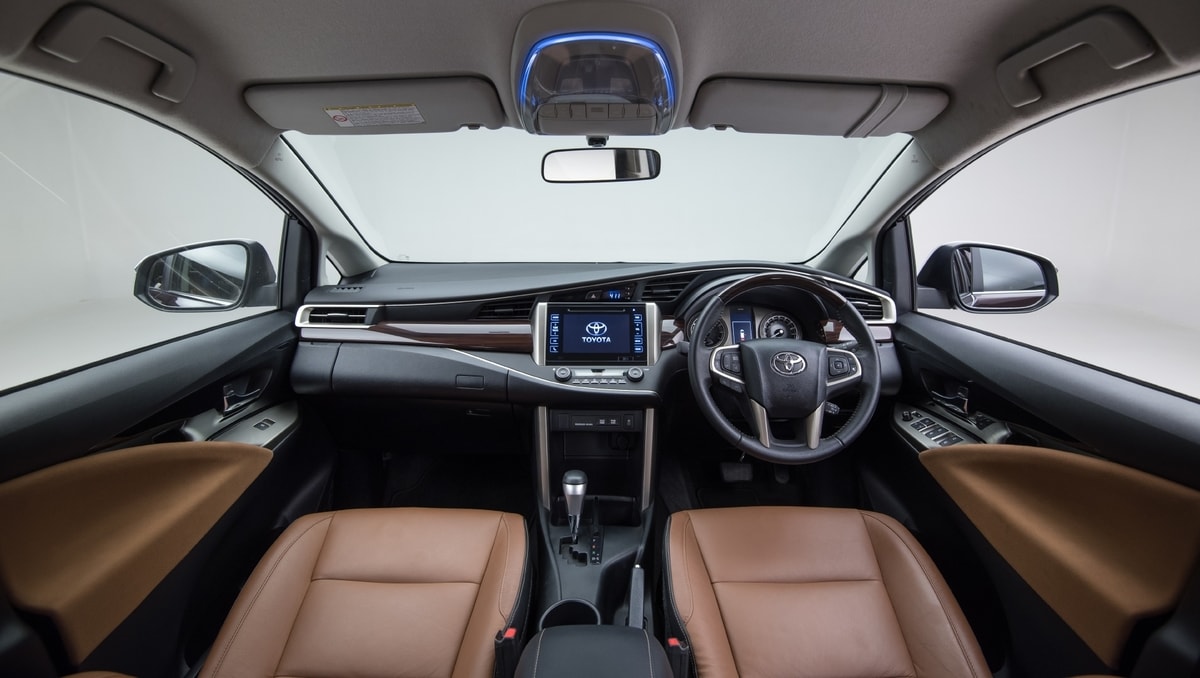 Top 5 Changes In Toyota Innova Crysta Facelift Vs Older Model