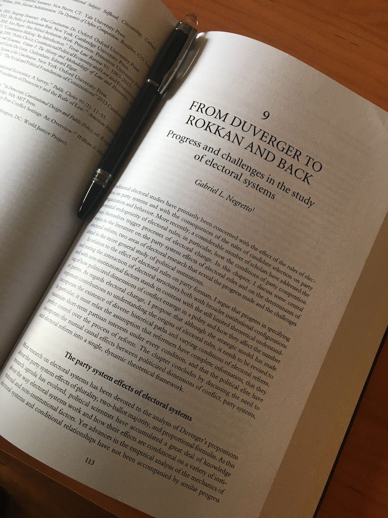 Book Chapters & Encyclopedia articles/Capítulos de libros y artículos