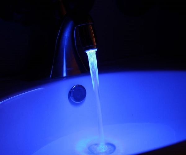 Led Faucet Light » Gadget Flow